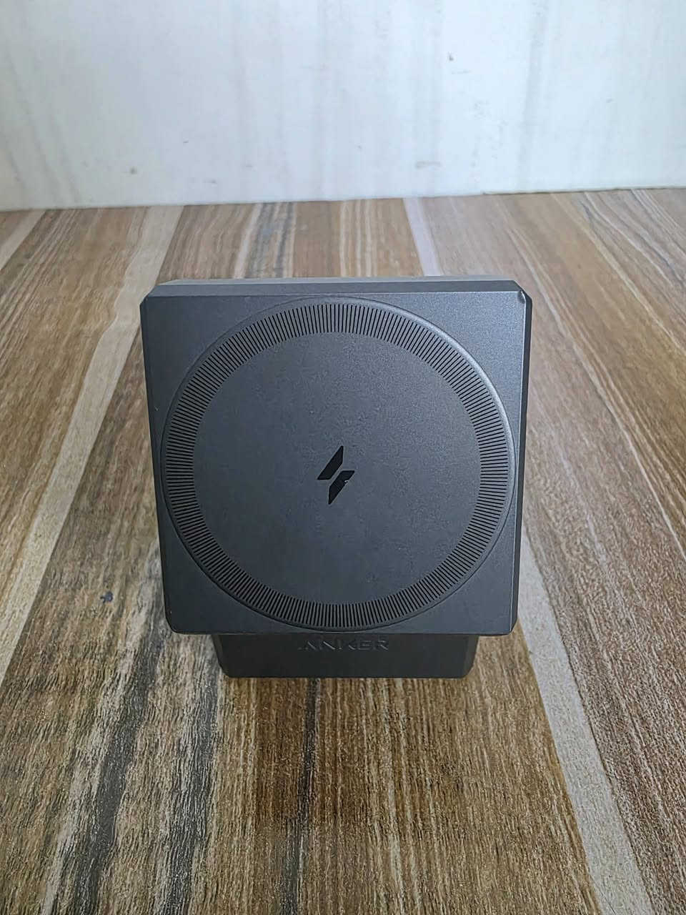 السلام عليكم عندي هذا المكعب الشحن واير ليس انكر للبيع
للاستفسار
***********
#السعر_٥٠  الف
علما الجديد ٢٥٠ الف مرفق صوره للمنتج
