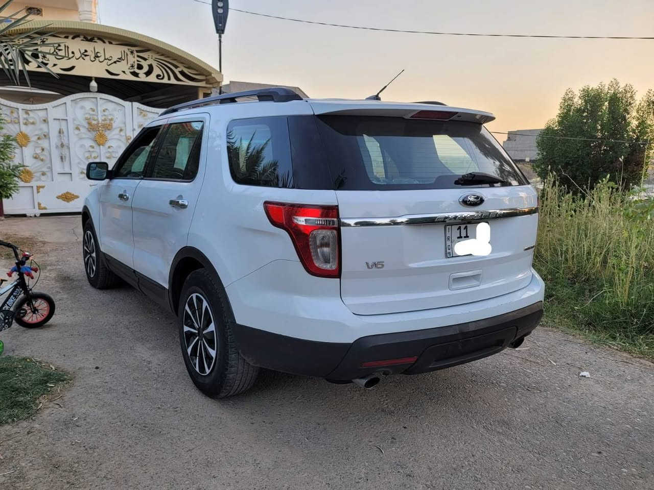 السلام عليكم
فورد اكسبلور 2013 

نص مواصفات 

 ٧راكب تبريد ٣ قطع

شاشة كبيرة 

 ماشية ١٤٥ الف

  مكينة وكير مكفولات 

صدر جديد

تخم تاير جديد 

تو ويل

رقم بغداد بأسمي لوحات وسنوية جدد

 السيارة داخلة كلين 

هنا بالعراق ٣ قطع صبغ بدون ضربة ولا معجون فقط رش

السعر 135 وبيها مجال 

مكاني ديالى 

***********
