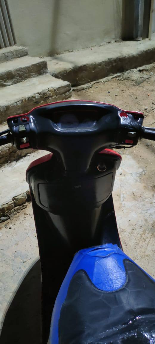 دراجه البيع كامل مكفولة كلهة شغالة كهربايات سلف شغال محرك نضيف ومامفتوح  النجف  *********** سعر 350الف
