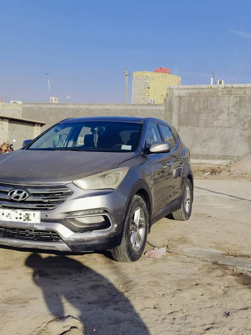 السلام عليك
‏# للبيع سنتافيا 2017 سبورت 
‏# رقم ذي قار  دولي باسمي سنويه ل29
‏تحويل ثاني يوم. 
‏# وارد امريكي (حادثهة بنيد و ربع الجاملغ) 
‏# محرك 2400 
‏# تبريد منفصل قطعتين 
‏# شاشة كامره دواره 
‏# مانع الانزلاق 
‏# تحكم ستيرن 
‏# تحكم ستيرن مود درايف 3 وضعيات قياده  
‏# السعر 150 $ بيها مجال بسيط 
‏# مكاني الناصريه مركز قرب المدينه المائيه 
‏للتواصل   ***********
‏# غير متواجد على الفيس
