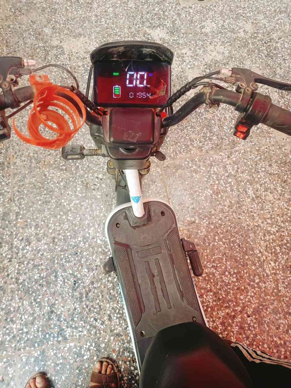 دراجه شحن الماسه  كهربائيات نضيفه
بطاريات جديده سعر 225


**إذا كنت صاحب هذا الإعلان وتريد حذفه لأي سبب، رجاءا أرسل رسالة إلى الدعم الفني**