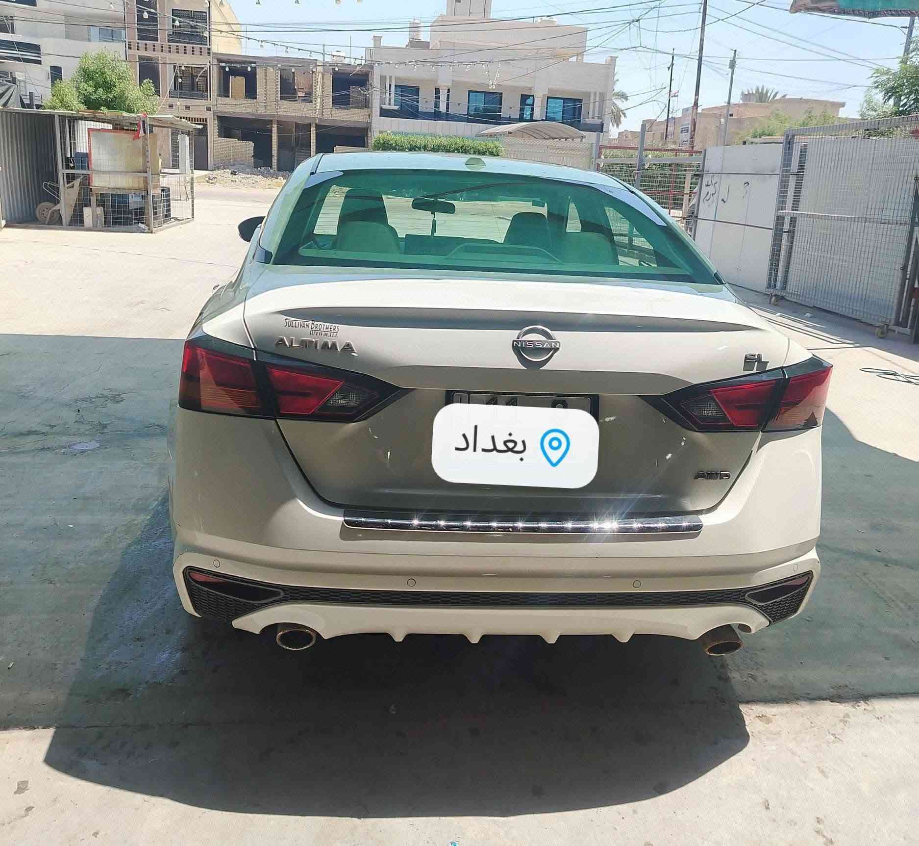 🚗 نيسان ألتيما 2023 SL – فول مواصفات 1/1 🚗
🔹 رقم بغداد
🔹 ماشية 63 ألف كم

✅ فتحة سقف سلايد
✅ بصمة أبواب + بصمة تشغيل
✅ تشغيل عن بُعد (Remote Start)
✅ شاشة كبيرة ديجيتال
✅ شحن لاسلكي (Wireless Charger)
✅ كاميرات 360° (أمامية + جانبية + خلفية)
✅ هاند بريك إلكتروني + Auto Hold
✅ Auto Start / Stop
✅ رادار أمامي
✅ رادار النقطة العمياء
✅ رادار خلفي للتحذير من الاصطدام
✅ حساسات أمامية وجانبية وخلفية
✅ أنظمة قيادة NORMAL / SPORT
✅ مقاعد جلد كهربائية مع هيتر
✅ تبريد قطعتين
✅ لايتات LED أمامية وخلفية
✅ ويل كروم أصلية

🛠 ملاحظة حادثها أمامي تم تبديل الدعامية الأمامية والبنيد، ويوجد بارد بسيط جداً بالجاملغ الأمامي الأيسر فقط، والسيارة خير من الله وما بيها أي نقص أو ملاحظة أخرى.

السعر ١٥٠

📍 بغداد – الغزالية
📞 ***********
