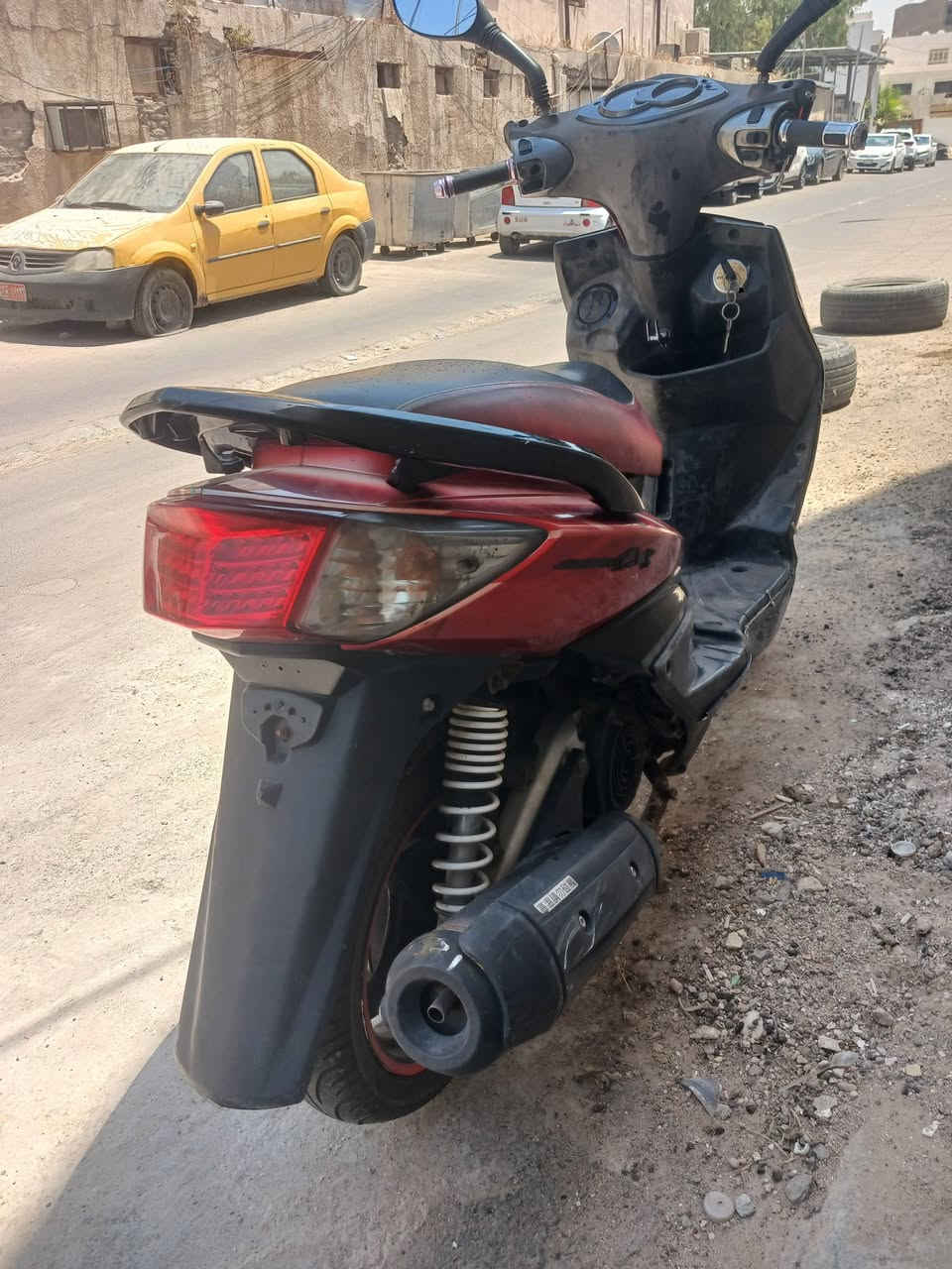 سلام عليكم سكنس فحل للبيع كامل برغي نقص مابي كله شغال لايت عالي ناصي اشاير دبل اشاير شاشه قفل جنطه قفل ستيرين بكلايت لد دراجه نكره سلف مكينه خرسه كلش حلوه شلعه ومعدل ب600 وبيه مجال لشراي مكاني بغداد الكاظميه رقم ***********
