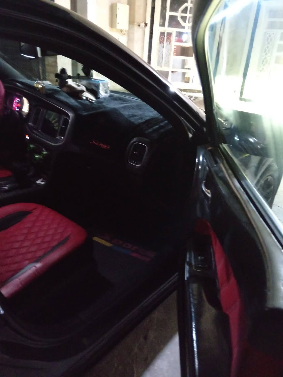 سيارة بيع او مراوس بجيب 
موديل 17 ***********
