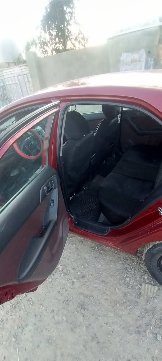 كيا سيراتو موديل 2012 مبدل باب سايق وبنيد بيع او مراوس حسب القناعه السعر 95 وبيها مجال اشويه رقمي ***********
