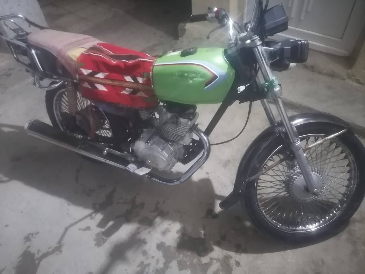 السلام عليكم دراجه تايكر موديل ٢٠ دراجه خير من الله لا تنقيص ولا تبخر دراجه نقصه تخم شاير فقط وتربط الضفيره السعر ٢٧٥ وبيهه مجال الطيبين وهاذه الرقم *********** المكان ديالى كنعان
