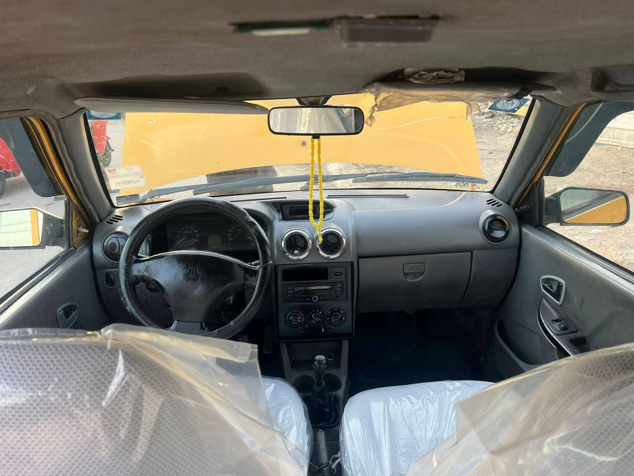 سلام وعليكم سايبه موديل 13 مكينه وكير مكفولات سياره اهزه تخم تاير كهربائيات كله شغاله شواصي حلوات واحد معمر قليل بيهه طخه بدوسه يم الباب البصف السايق صدر جديد تحويل مباشر رقم نكليزي السعر 28 وبيهه مجال قليل حك الجيه مصفر هيئه وغرامات مكان السياره شعب حي اور ***********
