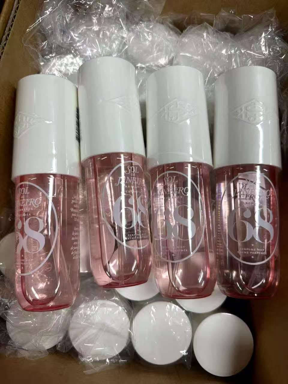 Attention beauty 💄📢 brings you authentic Sephora USA products at wholesale prices ! From Hong Kong 
· 100% authentic , sourced direct from Sephora.
· Featuring HUDA, FENTY, DIOR & other hot brands.

#cosmetic
#Lipstick
#Eyeshadow
#makeup
#skincare
#perfume
#MiniPerfume
#wholesaler
#sephora
#sheglam 
#dutyfree
#Chanel #Dior #YSL 
#LaMer  #RareBeauty #Lancôme #Tarte #CharlotteTilbury  #FENTYBEAUTY


**إذا كنت صاحب هذا الإعلان وتريد حذفه لأي سبب، رجاءا أرسل رسالة إلى الدعم الفني**