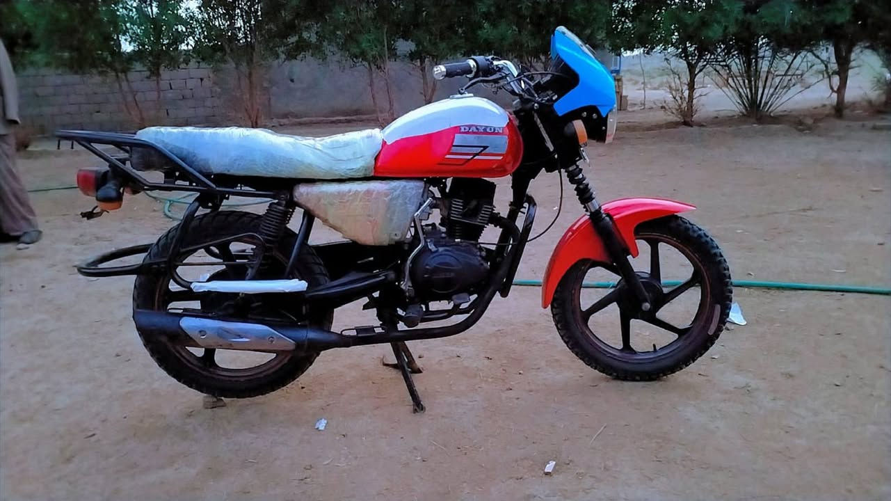 يالله سلام عليكم درجه البيع ديون نفخ موديل 19 وراق صولي وصل معرض شرط الصولي محرك مامدود عليه صبانه مبيه اي نقص حلاء من الصوره كامله مكفوله كفاله عامه شرط مبيه اي نقص مكينه خرسئ مملعوب بيه ابد شرط وراق صولي***** ملاحضه نقص فقط جملق الخلفي 
السعر 950 وبيه مجال الشراي نتصل وبيك خير ودلل 
***********
