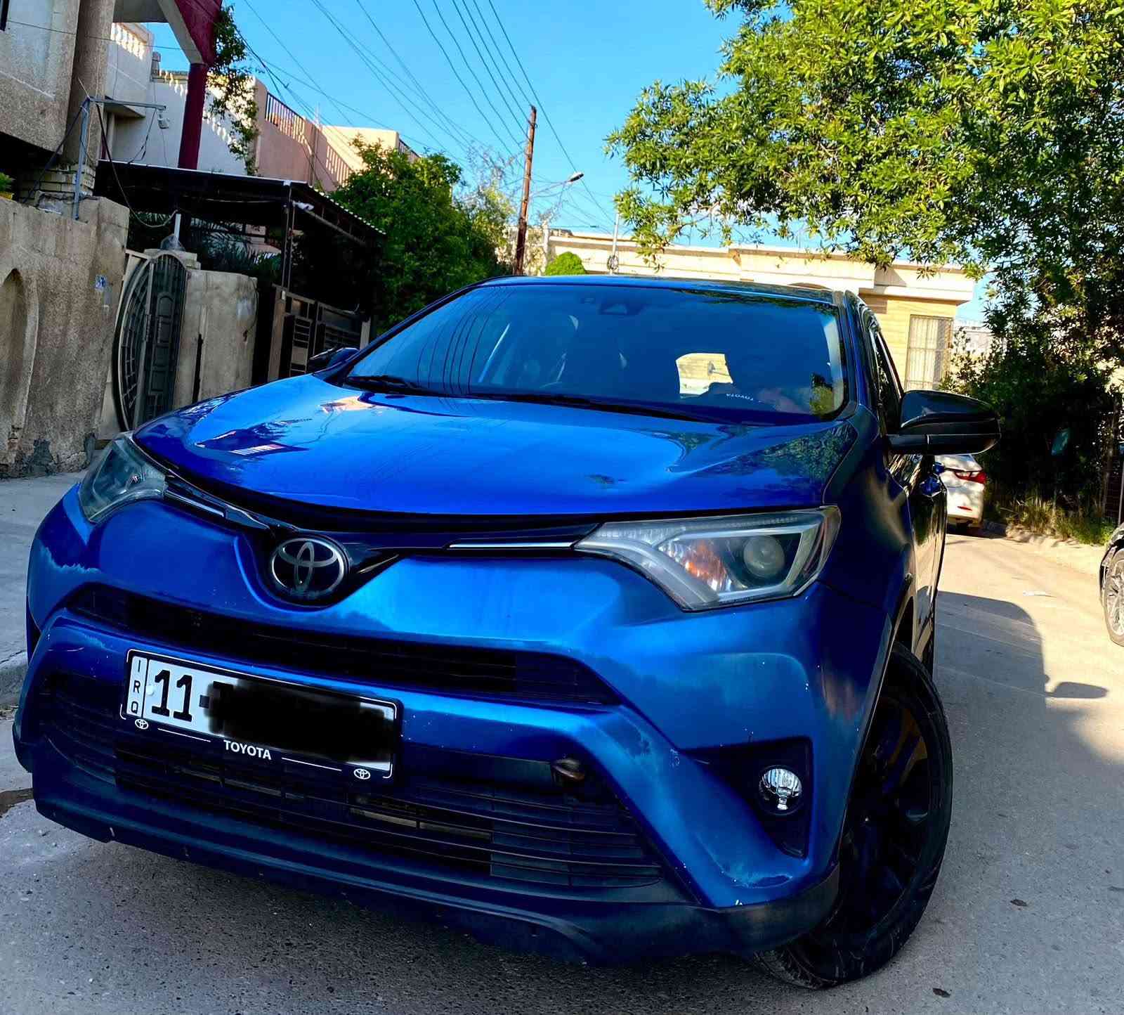 Toyota RAV4 LE 2018
راف. ٤ LE
سيارة نظيفة .
🔹 الموديل: 2018
🔹 الفئة: LE (بنزين)
🔹 المحرك: 2500 سي سي
🔹 اللون: أزرق
🔹 شاشة وسط
🔹 تشغيل مفتاح (سويج)
🔹 رادار امامي
تحديد مسار
ثلاث انظمه للقياده
Eco soprt normal 
🔹 حادثه اجاملغ الايسر تصليح صبغ نفسه وربع الصندوق هم تصلح وصبغ ومبين بالصور

🔹 كل شيء شغال 100%
📌 السيارة ما تحتاج أي صرف
📌 الصدر نظيف امامي خلفي 
💰 السعر: 14,500$ وبيها مجال للطيبين
📍 الموقع: بغداد — حي الجهاد
مكلف بالنشر و رقم صاحب السيارة 👇


**إذا كنت صاحب هذا الإعلان وتريد حذفه لأي سبب، رجاءا أرسل رسالة إلى الدعم الفني**