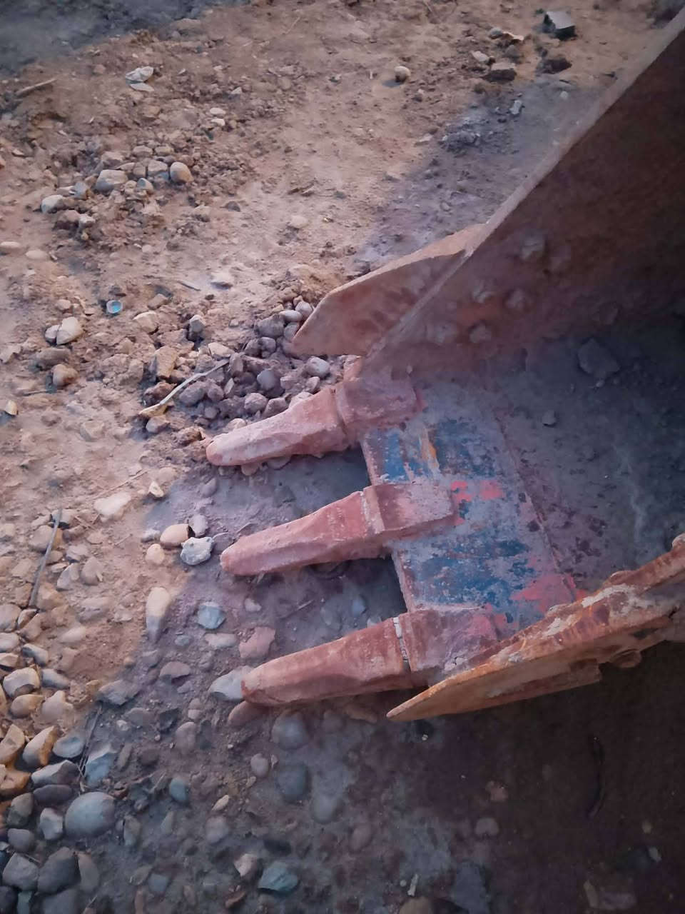 السلام عليكم كيله للبيع حجم 60 جديدة ونضيفه كلش مستعملة شهر فقط السعر مليون و٤٠٠ وبيه مجال للشراي مكانه بابل الشوملي  ***********
