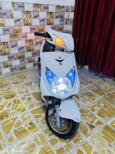 السلام عليكم سكنس ياباني قبق نفخ ستان كهربائي  فحل نوزل خطين    حديث مال رمبه جديده لوك مكفوله كفاله عامه مكينه. برغي ممفتوح بيه شلعه معدل فول جيب عشرين فيتر وياك اذ مفتوح بيه برغي تاخذه بلاش قبل شهرين نزله من الرمبه. كهربائيات كله شغاله اوراقه بسمي دراجه تتعب تكول جديده مال جناي مستعجل عل بيعه السعر 750   وبيه. مجال قليل. الهاتف *********** العنوان بغداد. الكراخ
