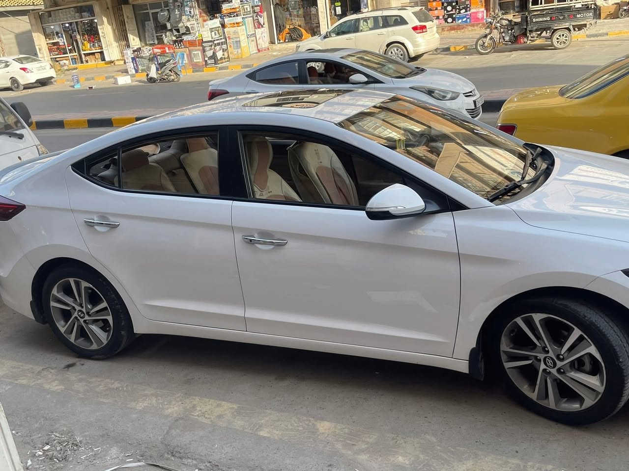 البيع 

النترا 2019 خليجي فول مواصفات 1/1 مال جناي
115مشيه

بصمه تشغيل و ابواب
‏بيها بصمات اثنين  
وصندوك ذاكر
قطعتين تبريد

شاشه كاميرا خلفيه 
تحكم ستيرن 
مدخل (USB / AUX)
اشاير مري
مري اوتو و شفط
كشنات جلد 
محرك 2000 دوش
اشاير ترحيب
صندوق ذكي يفتح تلقائي عند الاقتراب
حساس خلفي بلادي
سبير منازل
بصمتين شركه
3 انظمه قياده
( نورمال / ايكو / سبورت )

 
تخم تاير جديد
كير محرك تبريد صدر حداديه كفاله عامه ع وضع الشركه
سياره جديده بمعنى الكلمه مابيه نقص برغي
مكفوله كفاله عامه 

مكان النجف الاشرف ‎‎ *********** فقط شراي يتصل 
وبي واتساب هم
