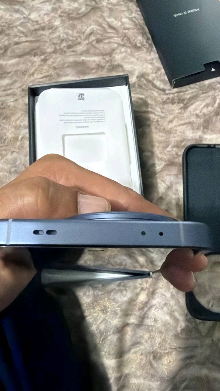 ريلمي realme gt 8 pro ذاكرة 512 رام 16 استخدام اسبوعين فقط اخو الجديد كامل ملحقات للبيع السعر مليون و225 او مراوس بجهاز ون بلس 15او اس 25 الترا ذاكرة 512 عنواني بغداد اي استفسار عالرقم ***********