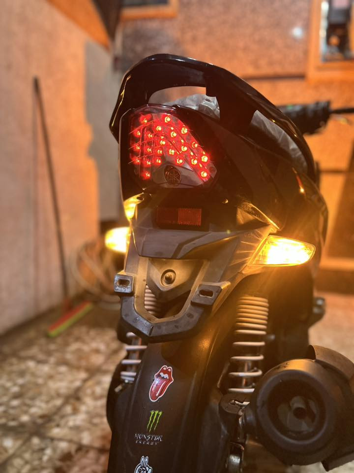 السلام عليكم دراجة جيتي ار للبيع دراجه نضيفه مكفوله كفاله عامه وبيه شلعه شك الكاع  مكان بغداد شارع فلسطين الرقم *********** السعر مليون 50
