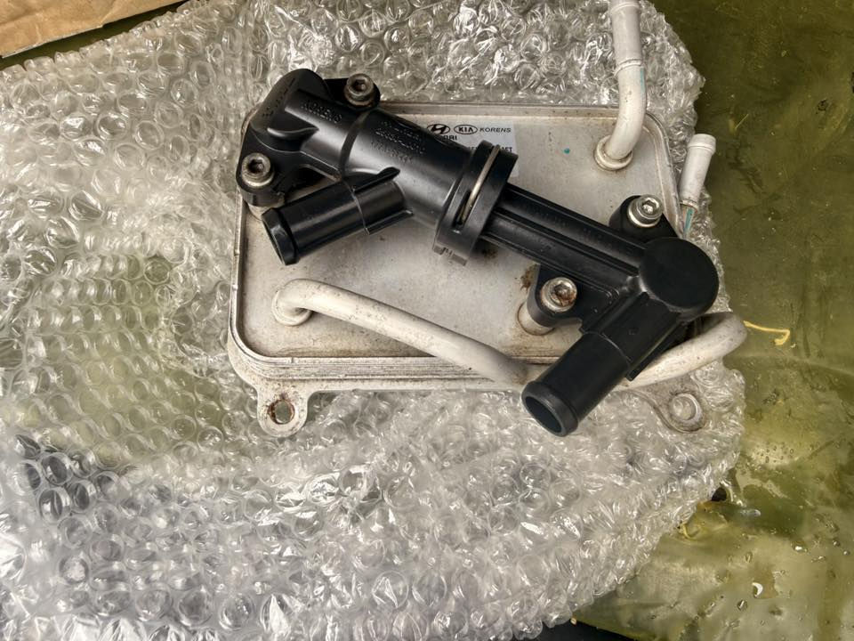 براد دهن مكينة وبراد دهن كير اصلي تفصيخ توسان 250 او سوناتة نضيف مثل متشوف كدامك  الشراي يتصل 
*********** واتساب. بغداد العبيدي السعر 150 الف
