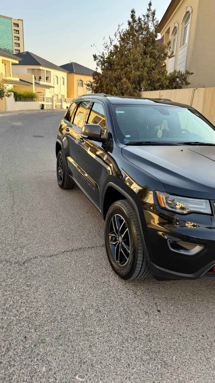 جيب ترايل هوك موديل 2021 فوول مواصفات كلين 
تايتل من الدعامية للدعامية (بدون اي ضربة)

المواصفات:
محرك ٦ سلندر
السيارة ماشية 47,000 ميل وقابل للزيادة
سقف بانوراما
جكات
لايتات زينون بلادي
تدفئة وتبريد كشنات
تدفئة ستيرن
داخل جلد كامل
كشنات ميموري
نقطة عمياء
مرايات تعتيم
وضعيات قيادة مختلفة
تخم تاير جديد 

***********/واتساب وتلفون عادي

مكان السيارة اربيل أربيل, العراق
