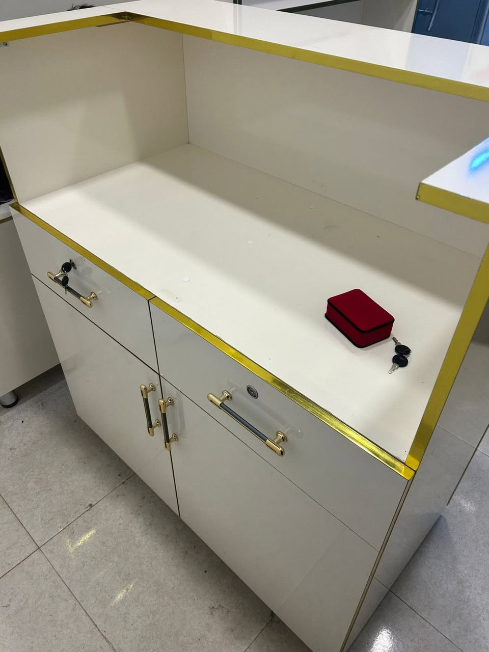 السلام عليكم.بيع مستعجل وسعر مناسب مستخدم ٣ اشهر فقط فصال مو جهاز شغل درجة اولى  @


**إذا كنت صاحب هذا الإعلان وتريد حذفه لأي سبب، رجاءا أرسل رسالة إلى الدعم الفني**