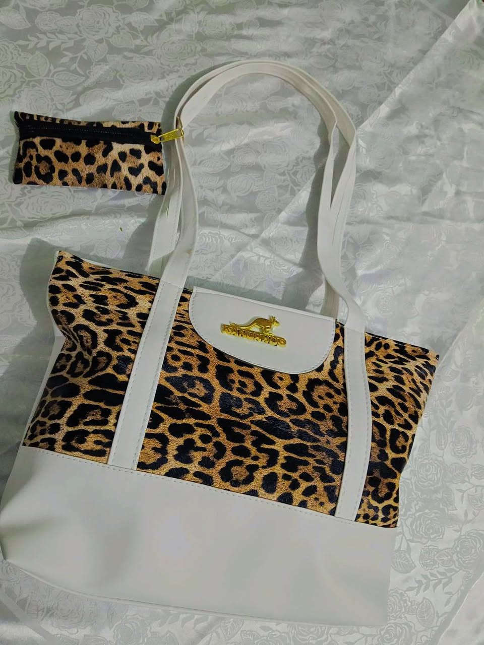 وصلت تشكيلة جديدة 😍
حقائب جميلة وبجودة عالية
السعر 10 آلاف
التوصيل 4 آلاف 🚚
الطلب خاص


**إذا كنت صاحب هذا الإعلان وتريد حذفه لأي سبب، رجاءا أرسل رسالة إلى الدعم الفني**