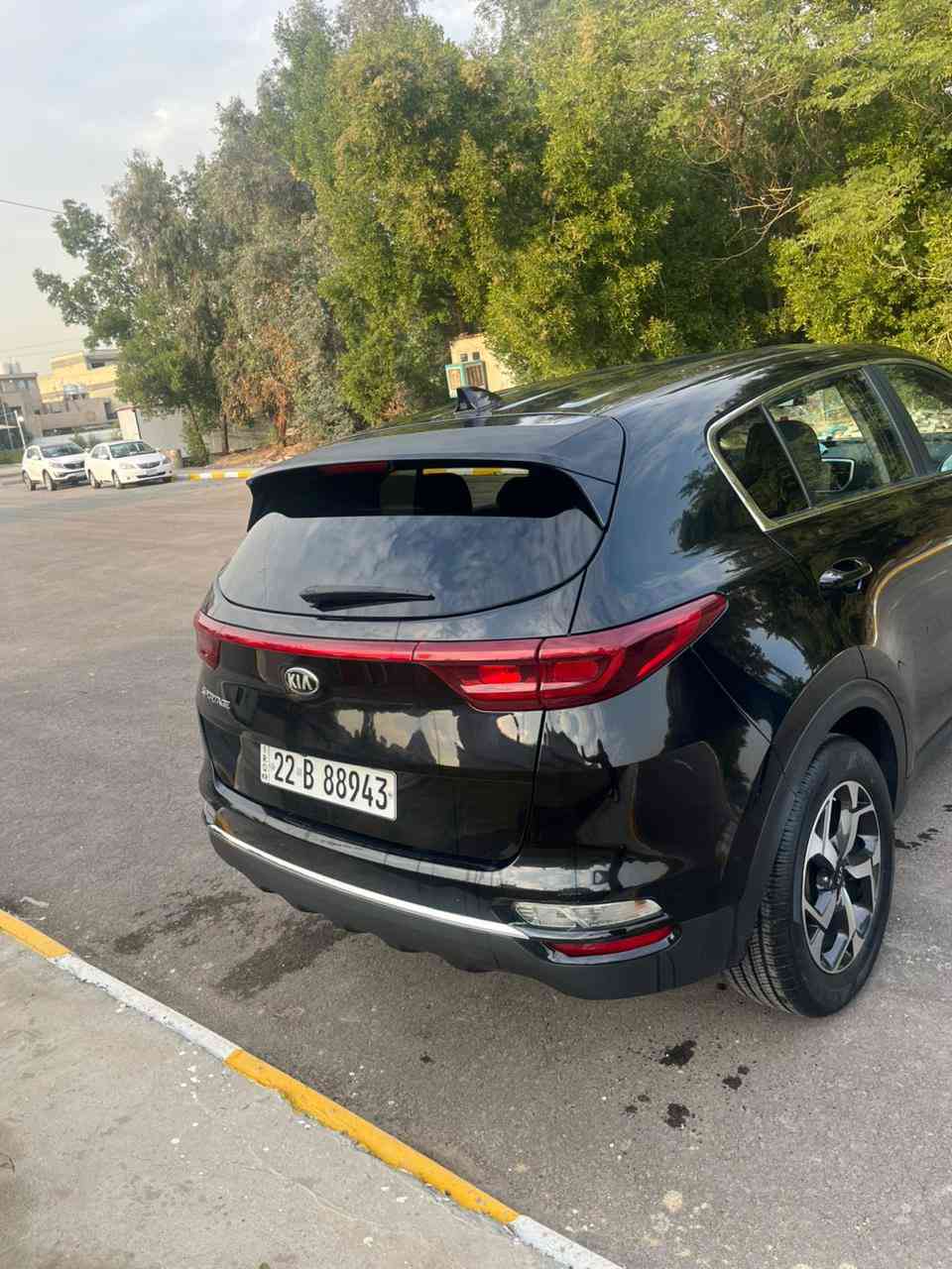 سلام عليكم سبورتج موديل 2022 ماشيه 45 بيها تلث قطع صبغ صور الحادث بلمنشور بدون دواخل مكينه كير كفاله حداديه جديده تخم تاير جديد مابيها نقص جاهزه مكاني بغداد تريد تحويل وكاله حاضر السعر 148 للستفسار ***********
