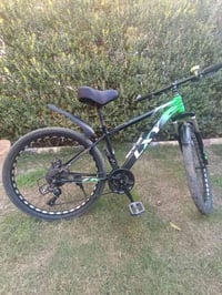 بايسكل 26 نضيف وكامل ب90 وبي مجال ‏‪ ‏‪0788 915 1136‬‏