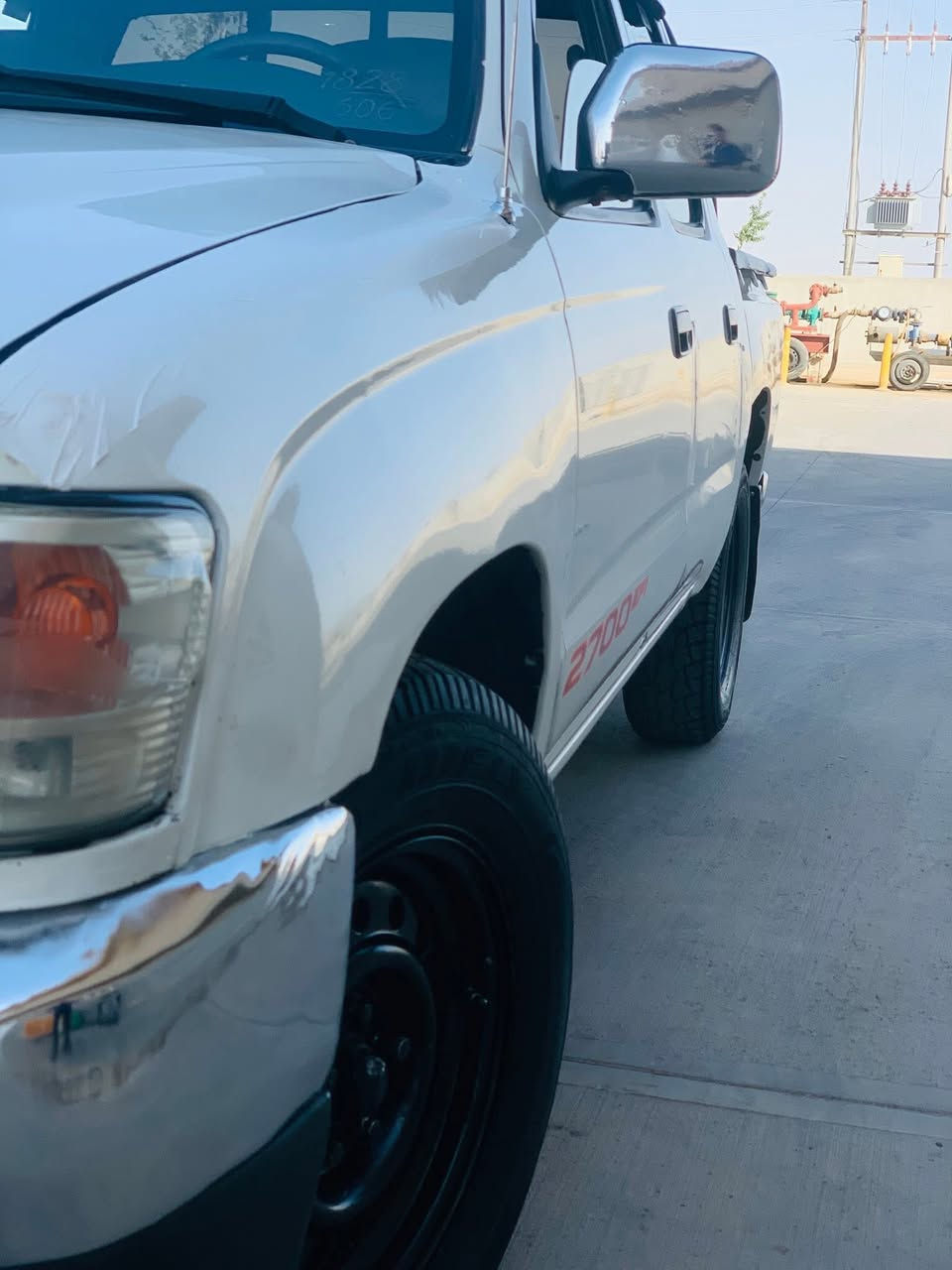 بەناوی خوای گەورە
بۆفرۆشتن :توێتا ئەرنەب مۆدێل ٢٠٠١. ئارمی هەولێر  بەشەرتی ئەوەلیاتو مرور  تەبریدو پاوەر  مەکینە سپی و بەخ پێشو دوای تازە داگیراوە  بەشەرتی گێرو مەکینە  تەقەو رەقە بەشەرت کارەبایی بەشەرت  چوار تایەی نیوداشتی لە ژێرە  یەک قرچی لای سەکنی هەیە بێناو گرتن. سەیارەکە بۆیاخە لەسەر ساخی  سەقفو بۆنیتی هيچی پێوە نیە. 
سعری ٧٥ گەلاو معامەلەیەکی برایانە 
تکایە گەر مشتەری نی سەرمان مەهێشێنە.


**إذا كنت صاحب هذا الإعلان وتريد حذفه لأي سبب، رجاءا أرسل رسالة إلى الدعم الفني**