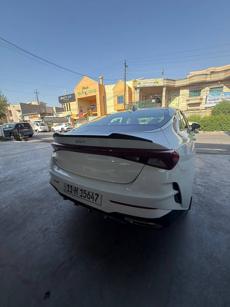 للبيع كيا K5 موديل 21
* بيه جاملغ وبندي تبديل بدون داخل وإيرباص

* خليجي

* محرك 2000 سي سي

* الممشى: 90كم حقيقي

* تبريد قطعتين

* LED أمامي

* إشارات بالمرايا

* تشغيل ودخول بصمة

* داخل جلد

* Auto Hold

* تحكمات على المقود

* شاشة مع كاميرا خلفية

* حساسات أمامية وخلفية

* بلوتوث ومكالمات

* السيارة نظيفة جداً وبحالة ممتازة

* الإطارات بحالة جيدة

* السيارة باسمي، بغداد تحويل ثاني يوم 

السعر: 170  وقابل للتفاوض

للاستفسار:

*********** بغداد الغزاليه

