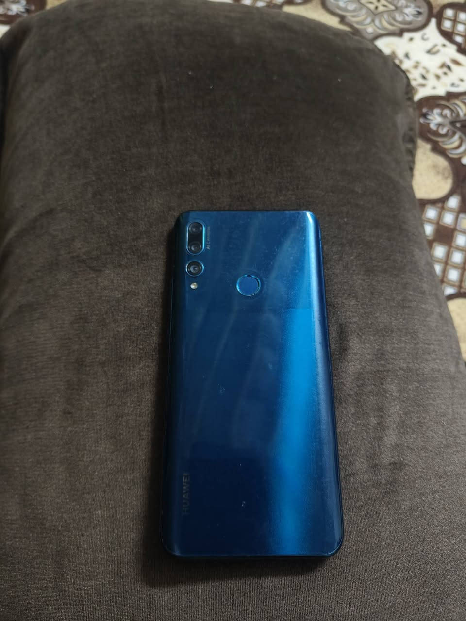 سلام عليكم للبيع واي تسعه برايم  ذاكره 128رام 4 جهاز نضيف السعر 80
***********
