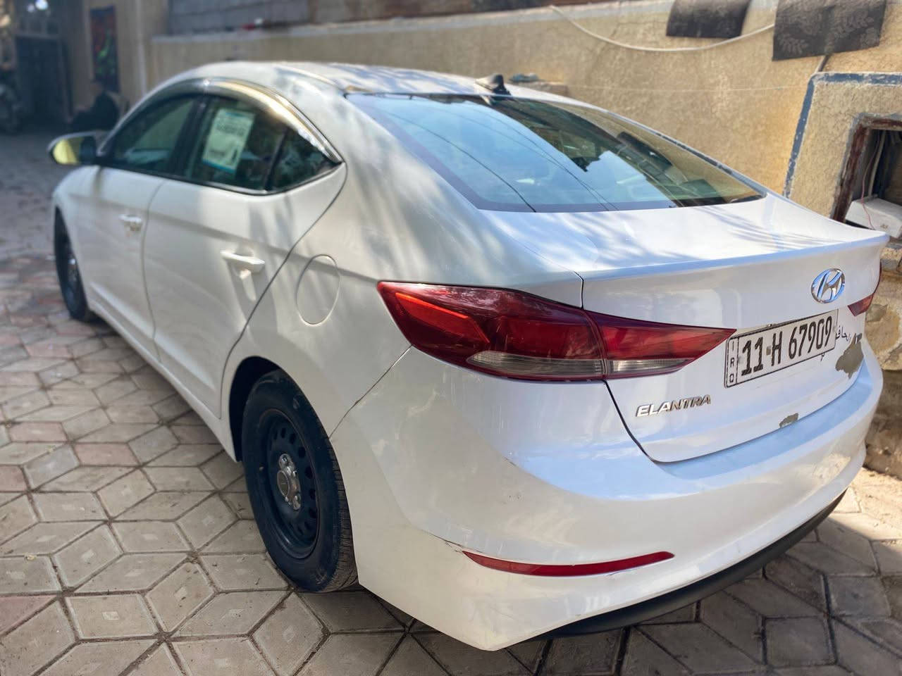 النترامديل2018
وارد امريكي حادثها جاملغ امامي جهت السائق 
بيها قطع صبغ سبب تقشير ونصبغن تعرفون الابيض 
يقشر تقريبن بيها 5قطع صبغ بدون معجون ولا ضربات فقط صبغ مكينه 1600تيربو والصور كدامكم مابيها نقص مكينه 
وكير وحداديه كوله مكفول رقم بغداد بسمي تحول مباشر
السعر 110$التصال ***********
