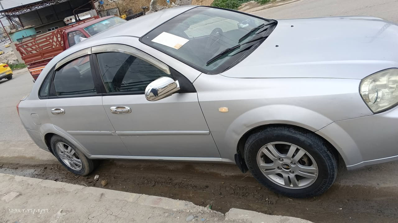 74  ورقة رقم نينوى انا الشرعي صبغ دوائر الخلف اثر خيسان فقط
بدون دعمه 
*********** 
كير توماتيك
تحكم استيرن وتحكم مري
تبريد شغال
شاشة مع كامرة
موديل 2007
