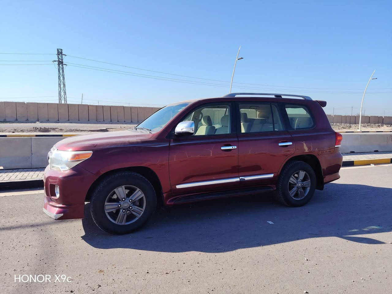 لاندكروز 14 شركة سردار8 ايرباك ماشيه 154 اربيل بسمي هزه وسنويه جديد بيه بابين وجاملغ امامي  رش بدون ضرر شرط تخم تايرات صدر جديد فول مواصفات محرك 6بلادي السعر قفل 325 قفل بس الشراي يتصل ماعجبك المنشور اعبره ***********
