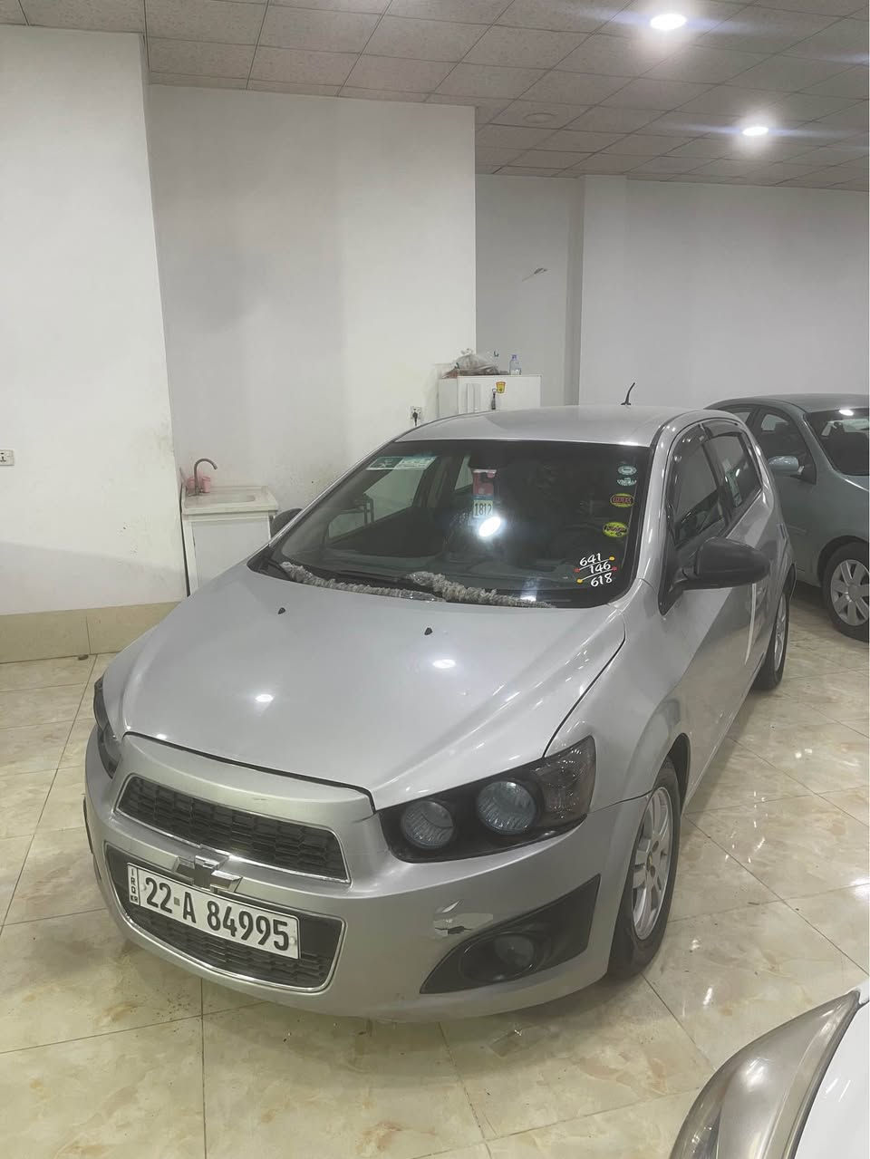 شۆفرلێت سۆنيك 2013
سه ياره كه ٣ پارچه ى بۆياغه به حيزام ده فرۆشم
سه قفى كێشه ى نيه گێڕوو مه كينه به شه رت 
غه رامه بڕانه وه به ناو كردن به شه رت كاره باى ميكانيك  به شه رت مواسه فاتى جوانه فوله به س سلايت نيه 
ته قه و ڕه قه به شه رت ده عامى لۆ ده عامى به شه رت 
سه عرى 53$ وه ره قه و مه عمه له ره قه م ته له فۆن 👇
*********** أربيل, العراق
