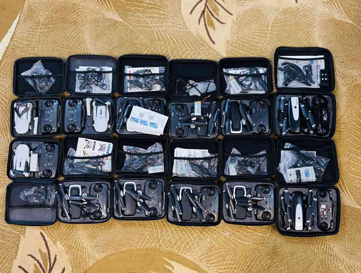 شلعة درونات عدد 13 درون فحم بيهن دبل بطارية وبيهن تك كاملات مكملات السعر مع التوصيل 215 الف
***********
