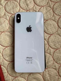 ايفون Xs max ذاكره ٦٤ بطاريه ٩١ مبدل شاشه وبطاريه والضهر جهاز كله شغال...