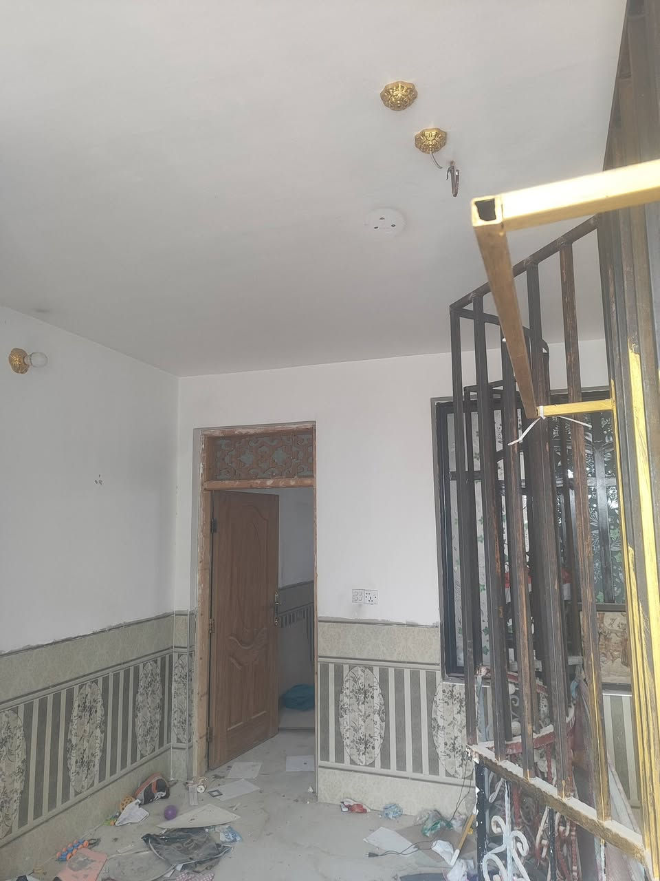 دار للايــــــــ🏠ـــــــــجار شارع 80 مال كربلاء خلف محطه بانزين خانه اضواء الحله مباشر
مشتمل للايجار المساحة 75م طابقين 

يتكون البيت من غرفتين نوم وصاله ومطبخ وصحيات 

#ملاحظه بي ماطور تانكي وسخان 

#ملاحظه بشرط مطلوب عائله صغيره ومحترمه وموضف 

🌎العنوان حله شارع 80 مال كربلاء خلف محطه بانزين خانه اضواء الحله خلف البنزين خانه مباشر

سعر الايجار//250//

اكثر ستفسار مراجعه مكتب الجشعمي للعقار 

           ((( بإدارة احمد الباشه)))

     ***********☎️

***********☎️
