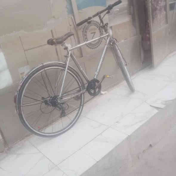 السلام عليكم الجديد اريد للبيع سعرها 60, بايسكل جديد ابغى لايكات تكامله ريال جديدها بايسكل الرياضي ***********
