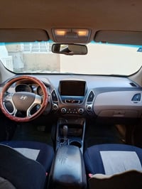 توسان • ٢٠١٢ • مكفوله