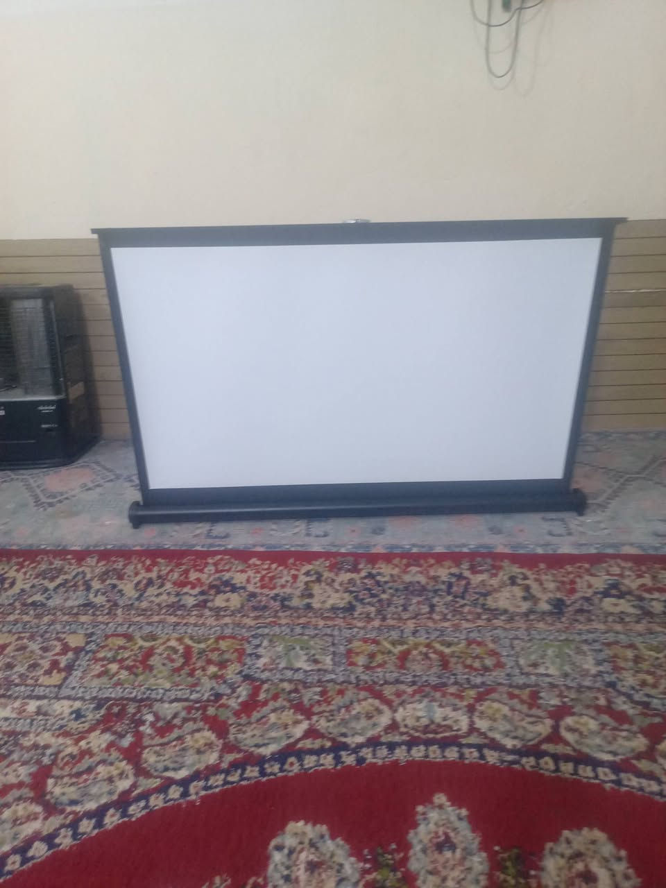 داتاشو نوع Yaber..
واي فاي...
جديده... 
مع شاشه عرض حجم  45 بوصه حديد منضديه وتعليك ...
السعر 50 ...


**إذا كنت صاحب هذا الإعلان وتريد حذفه لأي سبب، رجاءا أرسل رسالة إلى الدعم الفني**