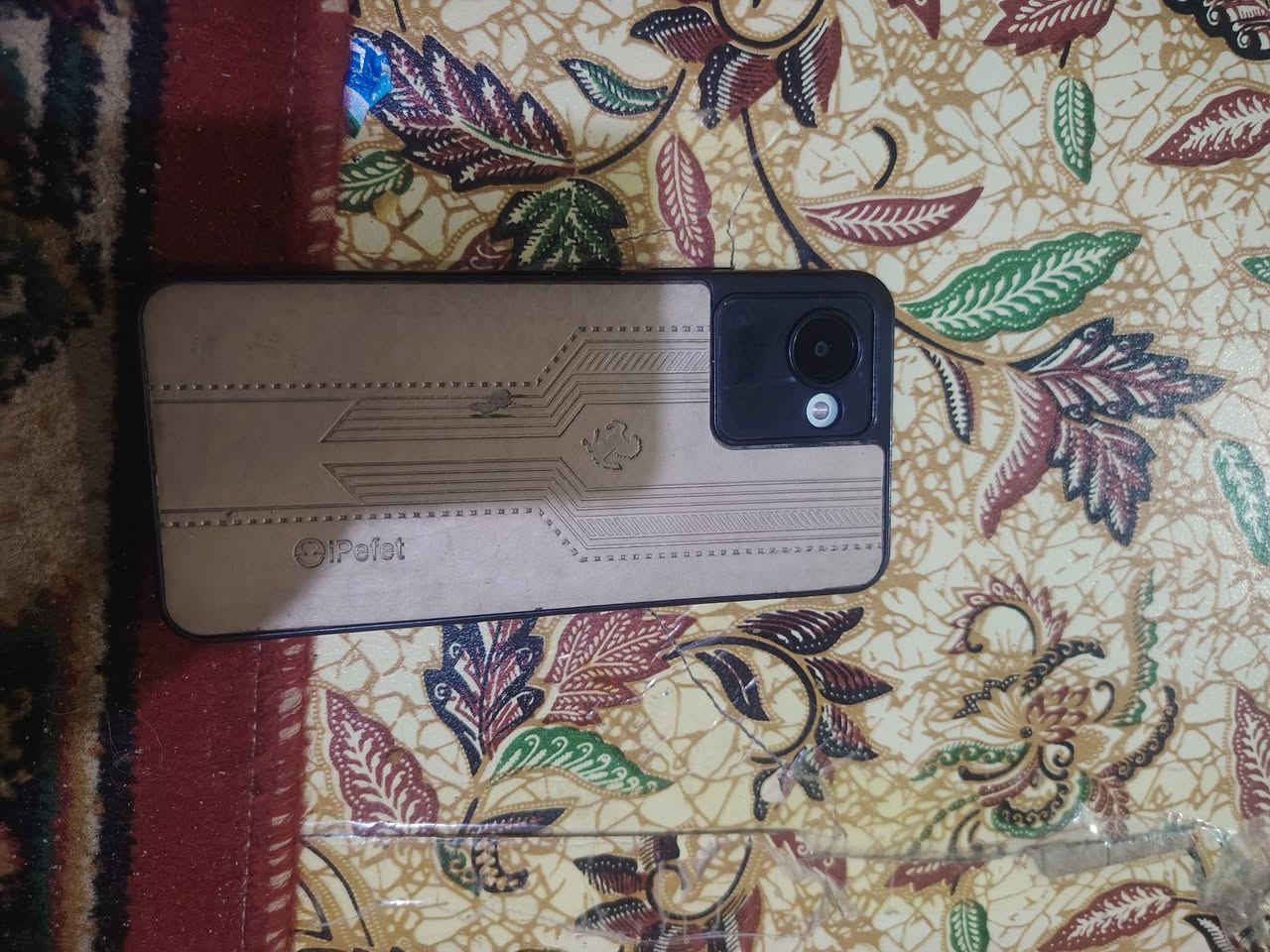 السلام عليكم يوجد نقال نضيف مال بيت ريلمي c30 الذاكره ٣٢ للبيع السعر ٨٠البصره الجزيره الفيحاء قرب جسر خالد اتصل على هاذا الرقم ***********
