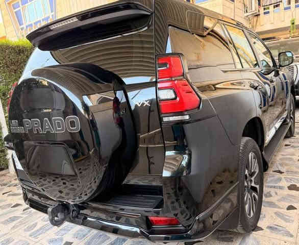 السلام عليكم 
برادو 2023 
Vx 
كاميره وحده
تيوتا العراق شركة جيهان
كشنات جلد 
تبريد كشنات
تحكمات ستيرن
انارة ترحيب
ماشيه 57
مواصفات السياره معروفه
السياره مكفوله من كلشي وتبديل دهن وسيرفس بالشركه
رقم دهوك مكانها الموصل 
السعر 485 ورقه 
***********
