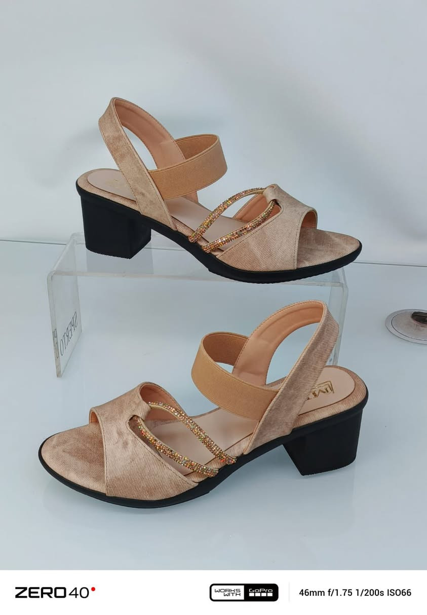 احذيه طبيه نازكه جدا مريح بالبس يوصلك طلب تفحص وتقيس اله تدفع🎁
توصيل لجميع المحافظات 🇮🇶
حجز وتساب ***********
رابط لانستا👇🏻👇🏻
https://www.instagram.com/jafat449?igsh=MXNkOTc4aXR0aDF2cw==
