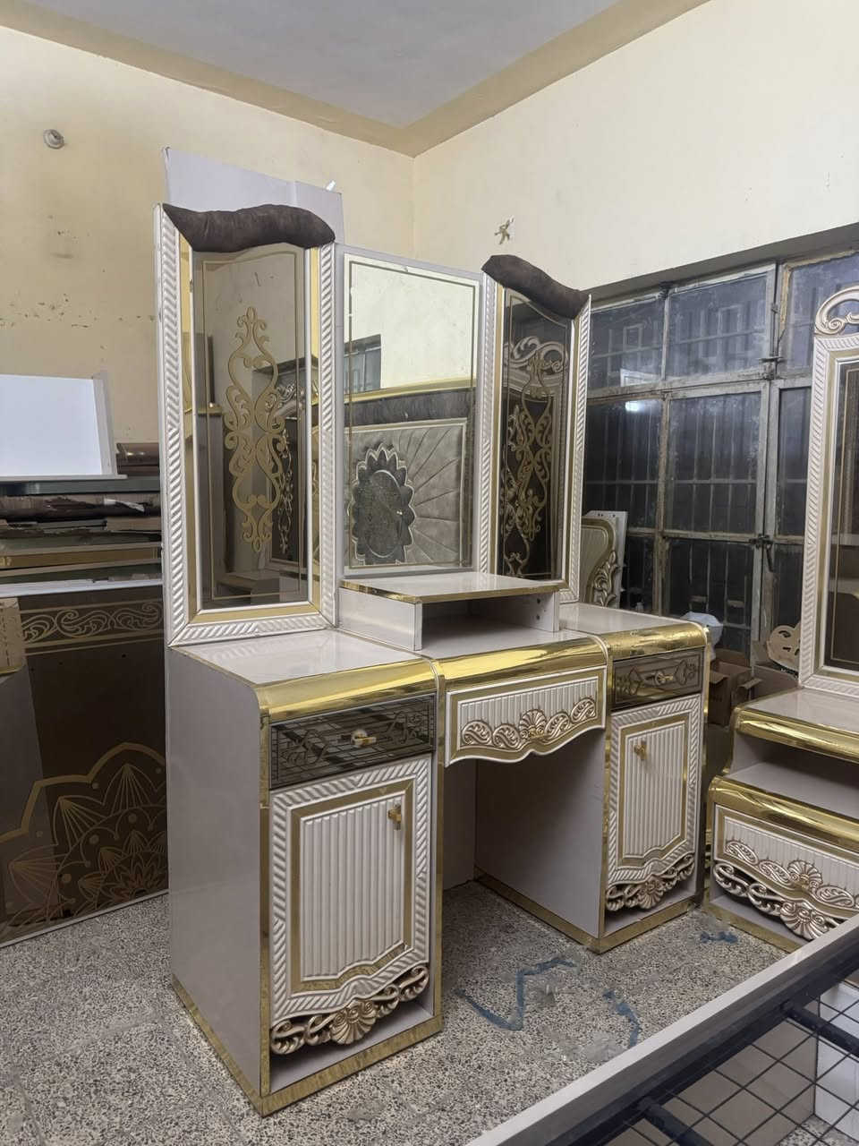 مزاد البركة لبيع الاثاث المنزلي غرفه نوم تركي نفرين ملكي
الغرفةالاولى 9 قطع السعر ٩٠٠ الف  
الغرفه الثالثه 8 قطع السعر ٩٠٠ الف 
العنوان الفلوجة حي الضباط مقابل جامع المدلل متواجدين من الساعه ال ١٠ صباحاً الى ١٠ مساءً
*********** واتصال 
***********واتس آب واتصال

