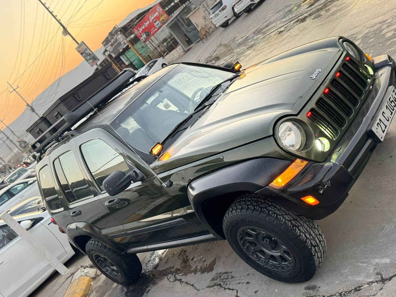 2007 لبرتي دةبل اكسل كيرو مةكينة بةشةرت دوو بارجة بوياخة لةسةر كالبونةوة ٩٤ كةلا *********** السليمانية, العراق
