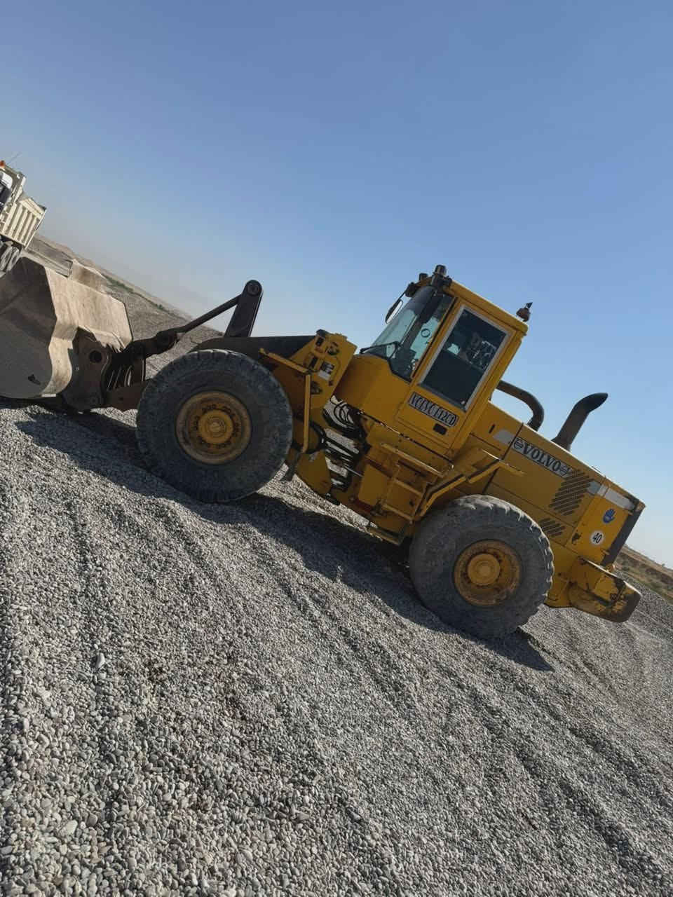 للبيع شفل فولفو حجم 120 D
موديل 2001 رقم سليمانية  السعر  360$ بي مجال
***********
***********
