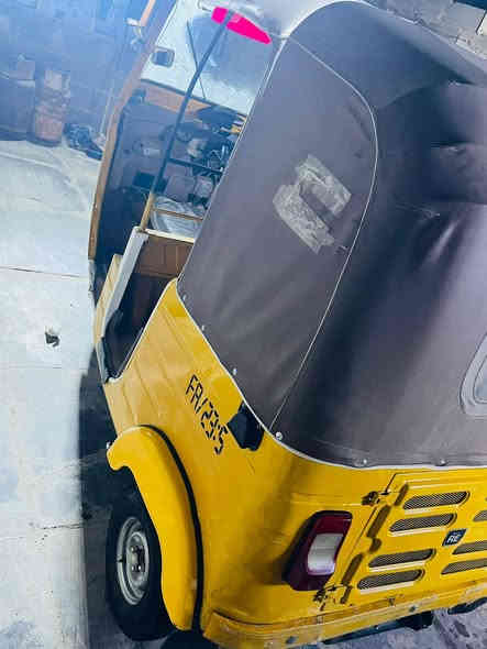 السلام عليكم تكتك للبيع مديل 2019 شهر 11 تكتك بسمي سنويه رقم انكليزي تكتك خير من الله كهربائيات كله شغاله تايرات جدد مجفته قبل 13 يوم كبريتر جديد العنوان العبيدي خبر وتدلل رقم تليفون ***********
