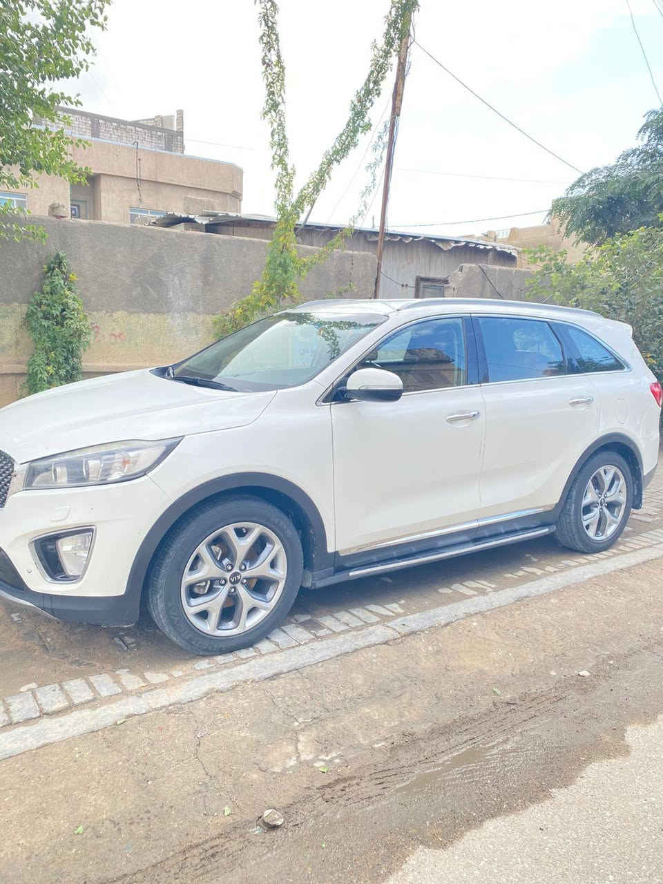 سلام عليكم كيا سورنتو مديل 2016 خليجي مكينه 6 سلندر رقم بغداد مشروع وطني سياره كفاله عامه كير ومحرك كفاله 7 راكب سنويه وهزه جدد جاهزه حداده تخم تاير منضومت تبريد جديده مكان سياره بصره لسعر 210  للستفسار ***********
