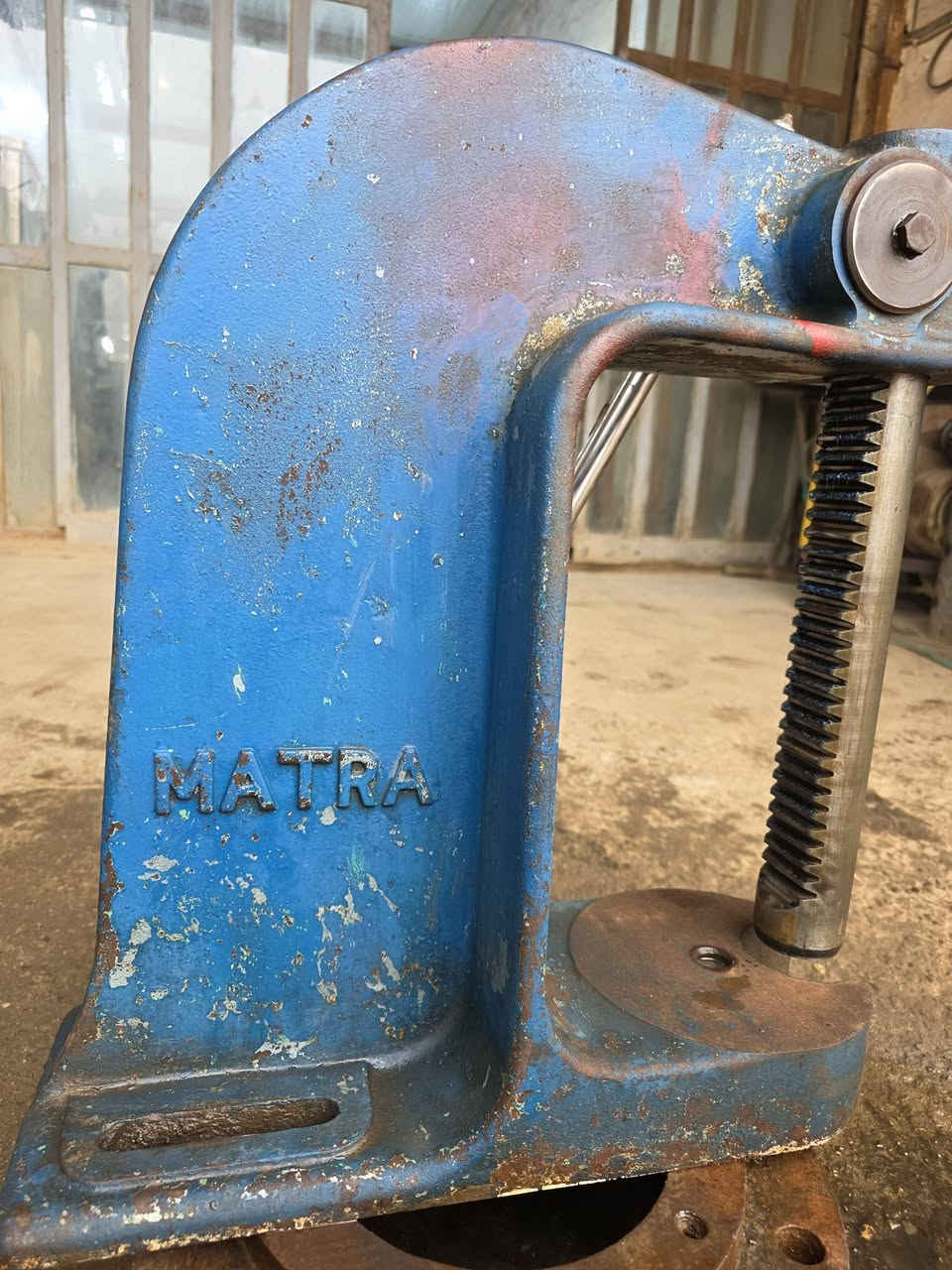 بريص يدوي للبيع هاتف *********** مكاني بغداد
