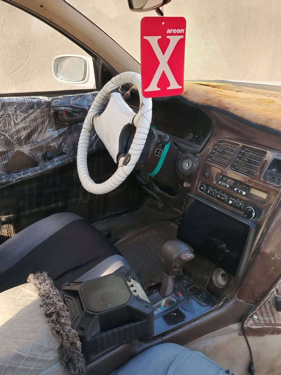 سلام عليكم كرسته نفخ مديل ٩٣ مكفوله من كص ونقل مكينه وكير رقم انبار مشروع وطني رقم نكليزي سنويه حد 2030 سياره بسمي العنوان بصره حي الحسين السعر 52 وبيهه مجال رقم ***********
