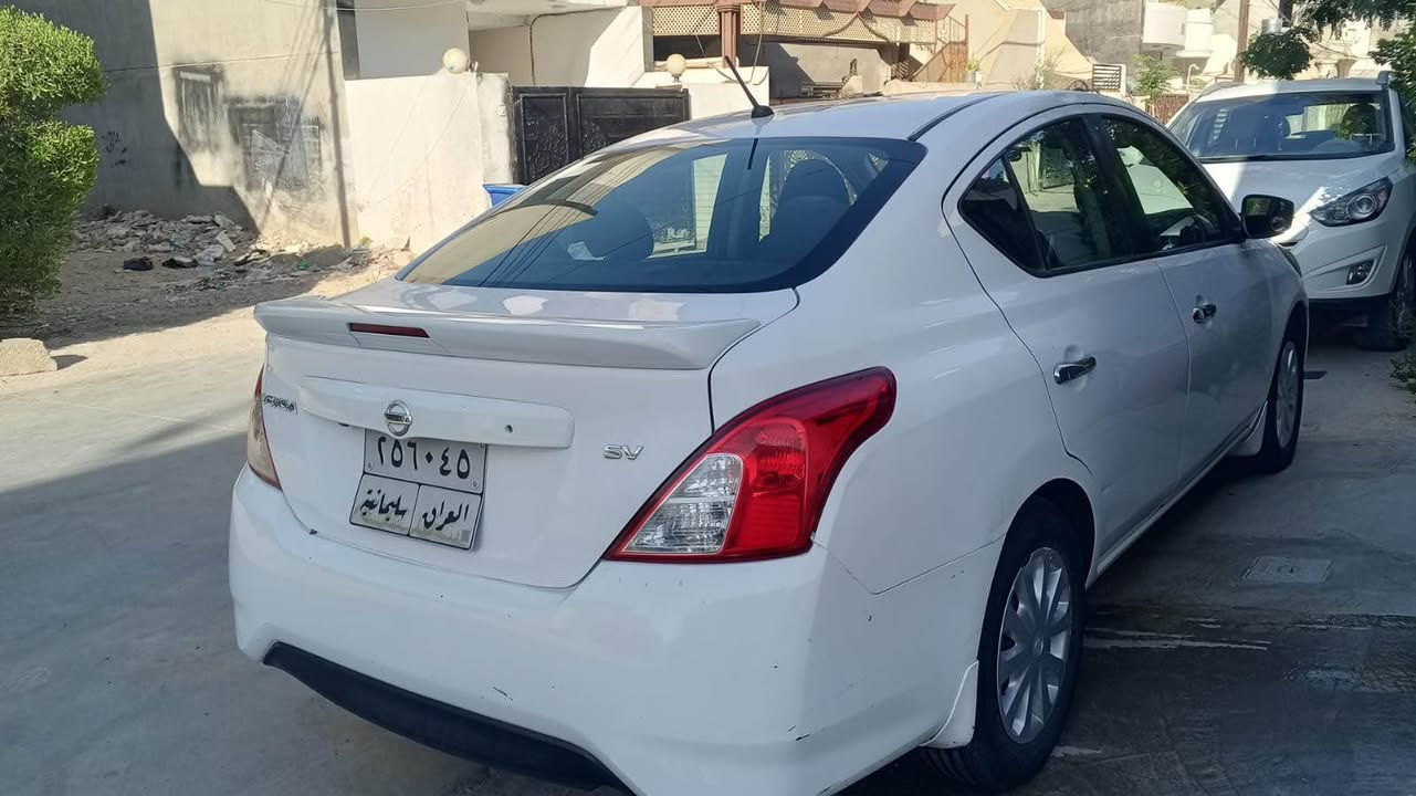 سياره نيسان فيرسه  
موديل2018
موصفات معروف نيسان فيرسه
ضررها  قطعتين فقط بدون دواخل بدون ايرباك 
سعرها 92بي مجال 
*********** كركوك, العراق
