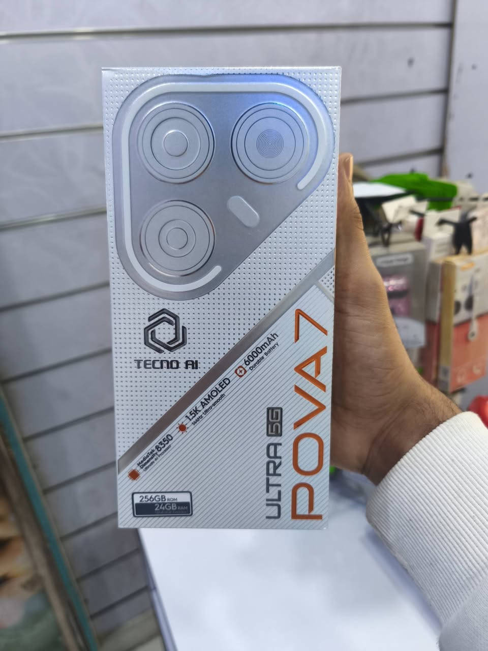 تكنو بوفا7الترا5g ذاكره256رام12+12 120فريم اخو جديد كامل غراض سعره300 مشخاب***********
